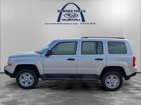 Used 2011 Jeep Patriot Sport image 17