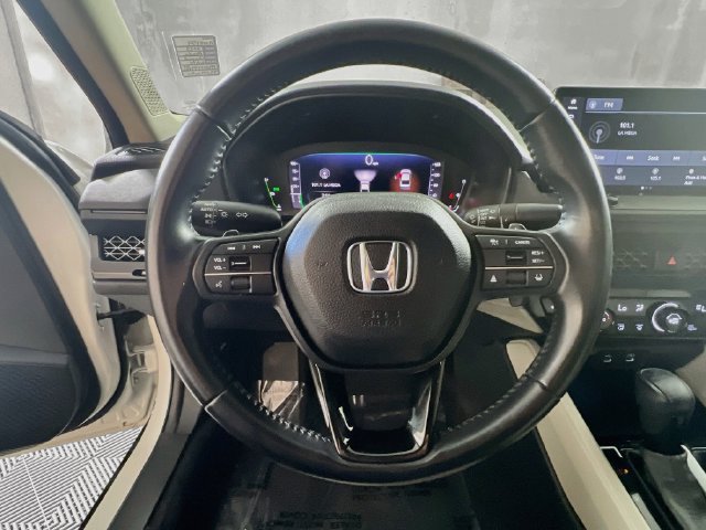 Used 2023 Honda Accord EX-L image 16
