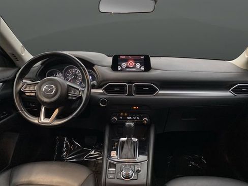 Used 2019 MAZDA CX-5 Touring image 5