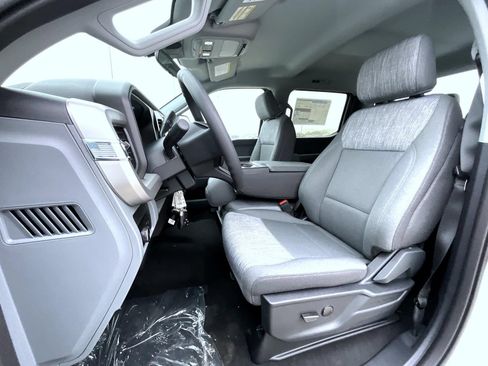 New 2026 Ford F250 XLT w/ FX4 Off-Road Package AWD/4WD image 9