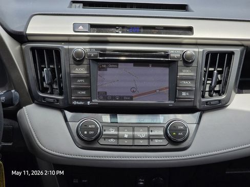 Used 2015 Toyota RAV4 XLE FWD image 21