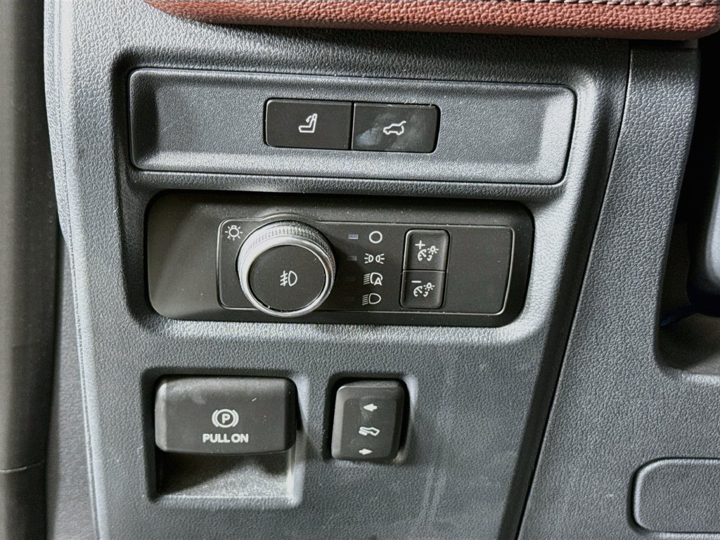 Used 2022 Ford Expedition Max Limited AWD/4WD image 10