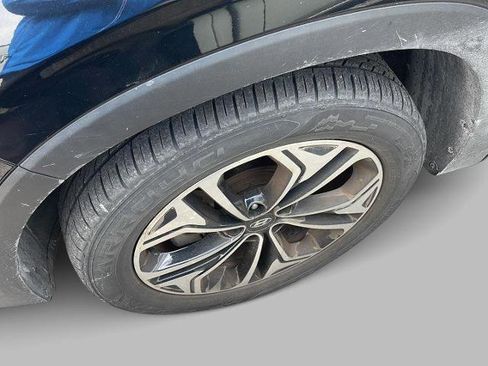 Used 2019 Hyundai Santa Fe Ultimate w/ Cargo Package image 4