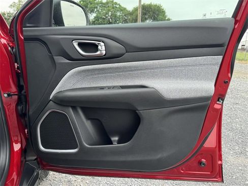 New 2025 Jeep Compass Sport image 12