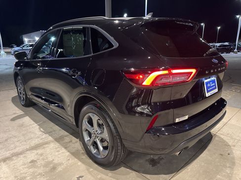 Certified 2023 Ford Escape ST-Line w/ Tech Pack #1 image 5