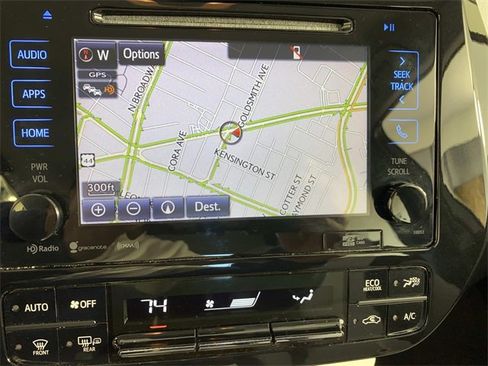 Used 2017 Toyota Prius Prime Plus image 18