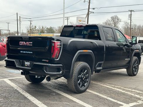 New 2026 GMC Sierra 2500 AT4 w/ AT4 Premium Plus Package image 7