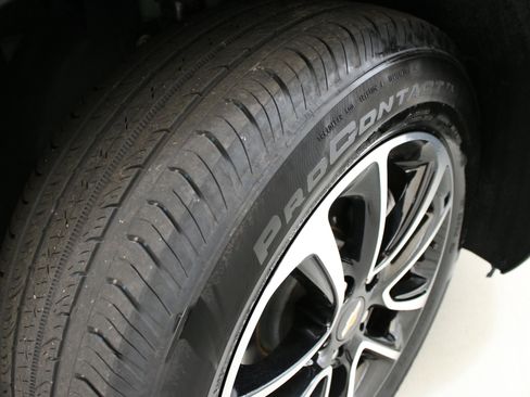 Certified 2025 Chevrolet TrailBlazer LT w/ LT Cold Weather Package FWD image 32