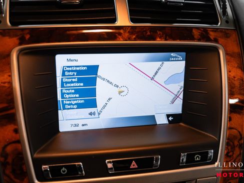 Used 2011 Jaguar XK Coupe image 20