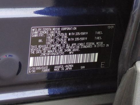 Used 2022 Toyota RAV4 XLE Premium FWD image 25
