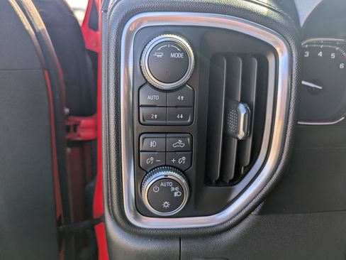 Used 2020 GMC Sierra 1500 Elevation AWD/4WD image 17