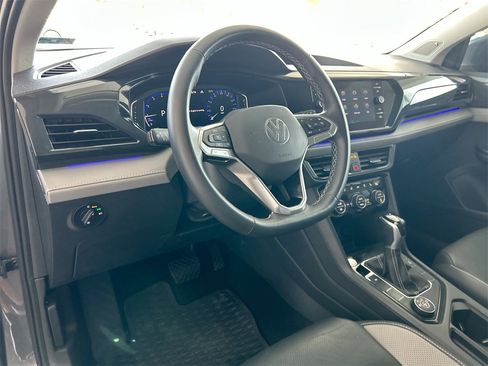 Used 2022 Volkswagen Taos SEL image 14