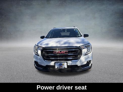 Used 2023 GMC Terrain AT4 AWD/4WD image 10
