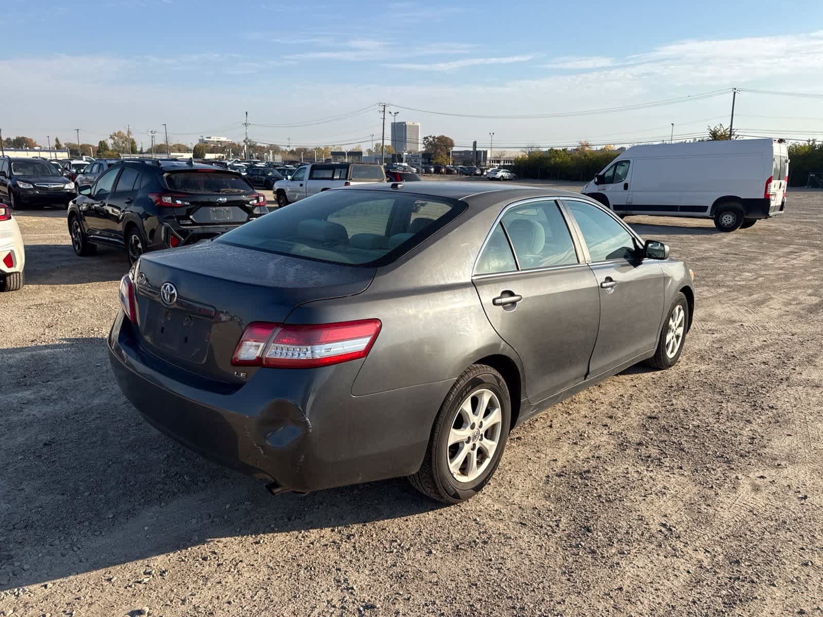 Used 2011 Toyota Camry LE w/ LE Extra-Value Pkg FWD image 3
