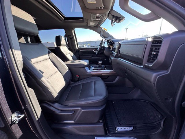 Used 2024 Chevrolet Silverado 1500 RST w/ RST All Star Premium Package AWD/4WD image 32