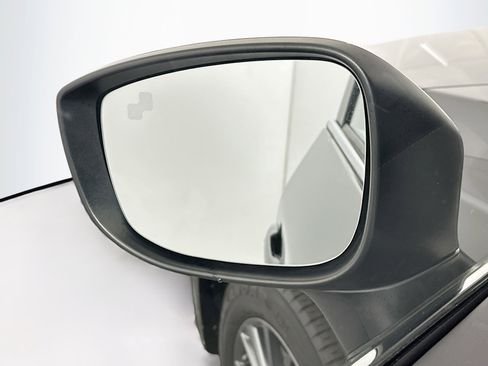 Used 2019 MAZDA CX-5 Touring image 16