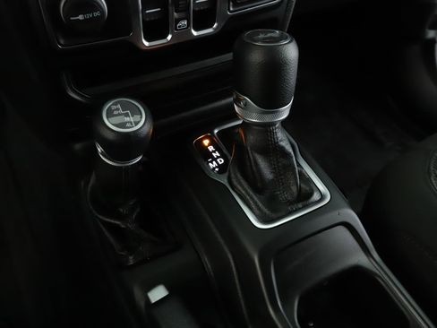 Used 2022 Jeep Wrangler Unlimited Sport image 14