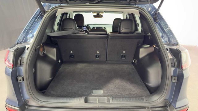 Used 2021 Jeep Cherokee Latitude Lux w/ Comfort/Convenience Group FWD image 34