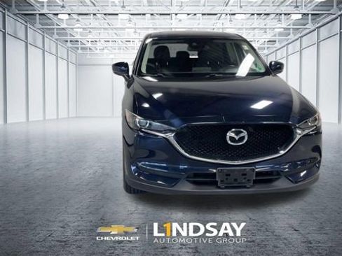 Used 2017 MAZDA CX-5 Touring w/ Preferred Equipment Package AWD/4WD image 4