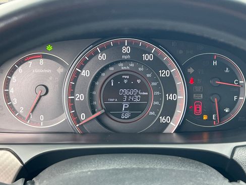 Used 2017 Honda Accord Sport image 22