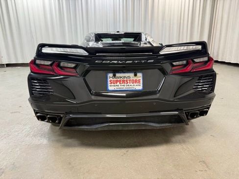 Used 2021 Chevrolet Corvette Stingray Premium Conv w/ Z51 Performance Package RWD image 6