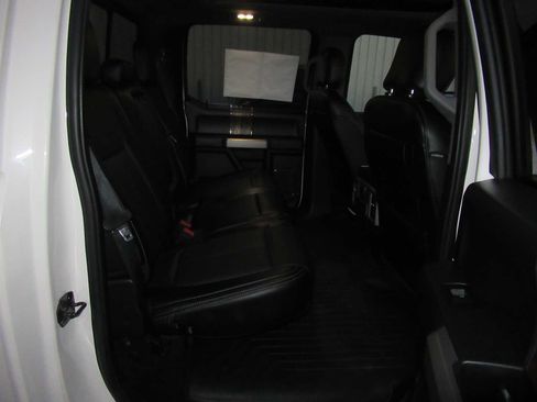 Used 2019 Ford F150 Lariat w/ Equipment Group 502A Luxury image 17