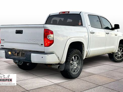 Used 2014 Toyota Tundra 4x4 CrewMax image 12