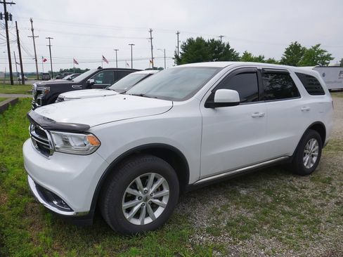 Used 2019 Dodge Durango SXT AWD/4WD image 1