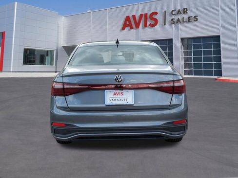 Used 2025 Volkswagen Jetta Sport FWD image 7