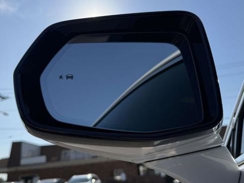 Certified 2023 Cadillac XT5 Premium Luxury AWD/4WD image 13