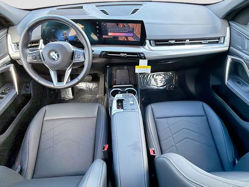 Used 2026 BMW X2 xDrive28i image 16