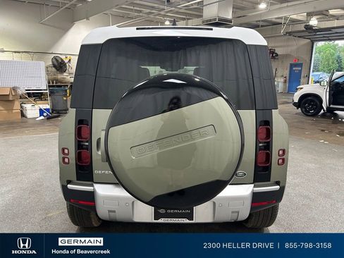 Used 2023 Land Rover Defender 110 SE AWD/4WD image 7