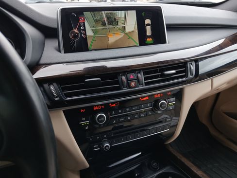 Used 2015 BMW X5 xDrive35i image 9