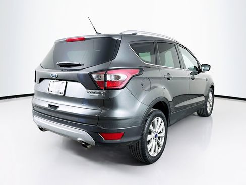 Used 2017 Ford Escape Titanium image 9