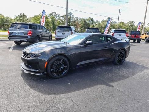 Used 2024 Chevrolet Camaro LT RWD image 4