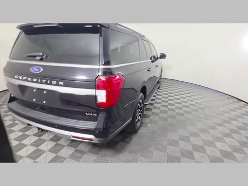 Used 2023 Ford Expedition Max XLT image 43