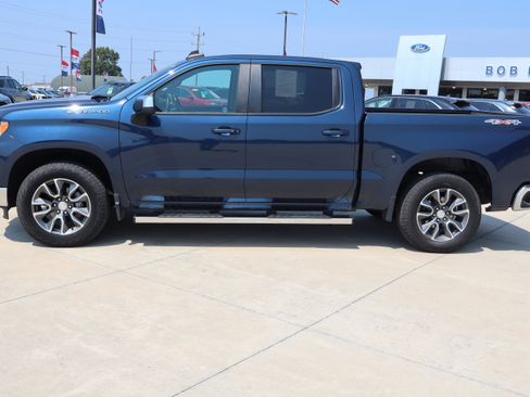 Used 2022 Chevrolet Silverado 1500 LT image 9