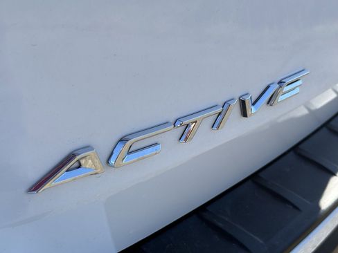 New 2026 Ford Explorer Active w/ Active Comfort Package image 11