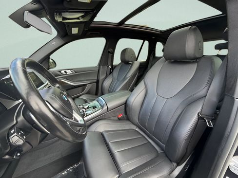 Used 2019 BMW X5 xDrive40i w/ Premium Package 2 AWD/4WD image 10
