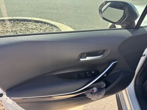 Used 2020 Toyota Corolla XSE image 17