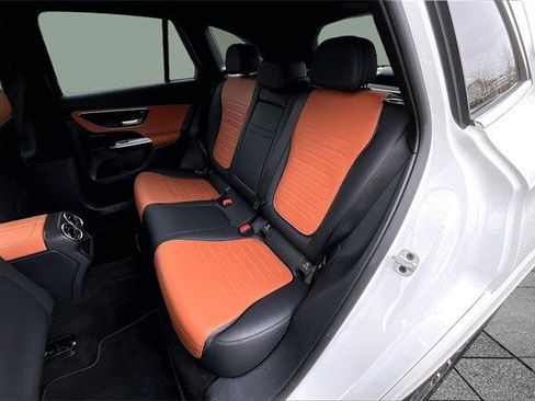 Certified 2025 Mercedes-Benz GLC 300 4MATIC image 25