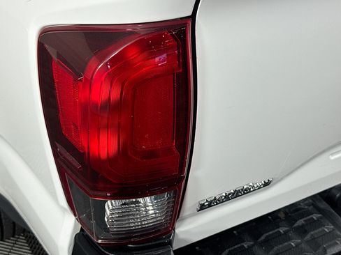 Used 2022 Toyota Tacoma SR RWD image 31