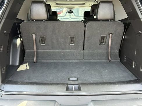 Used 2018 Chevrolet Traverse LT AWD/4WD image 10