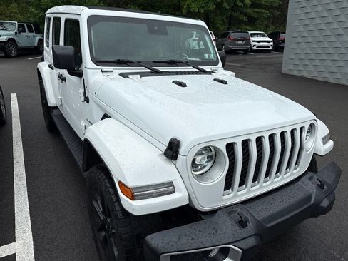 Used 2021 Jeep Wrangler Unlimited Sahara w/ Cold Weather Group AWD/4WD image 1