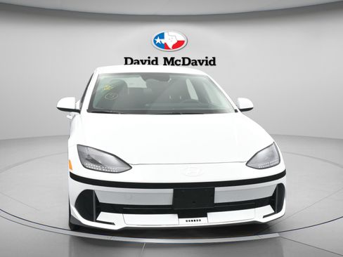 Used 2025 Hyundai Ioniq 6 SE AWD/4WD image 2