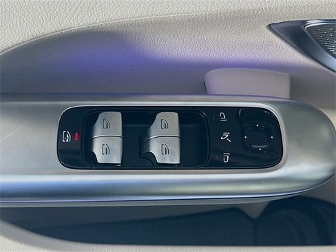 Certified 2025 Mercedes-Benz C 300 Sedan image 18