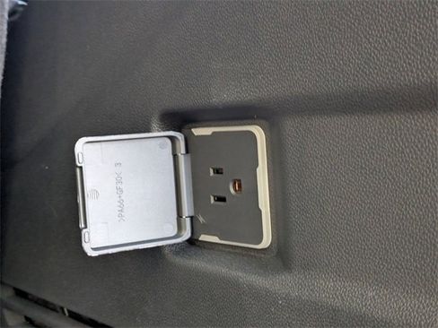 New 2026 Chevrolet Tahoe LS image 32