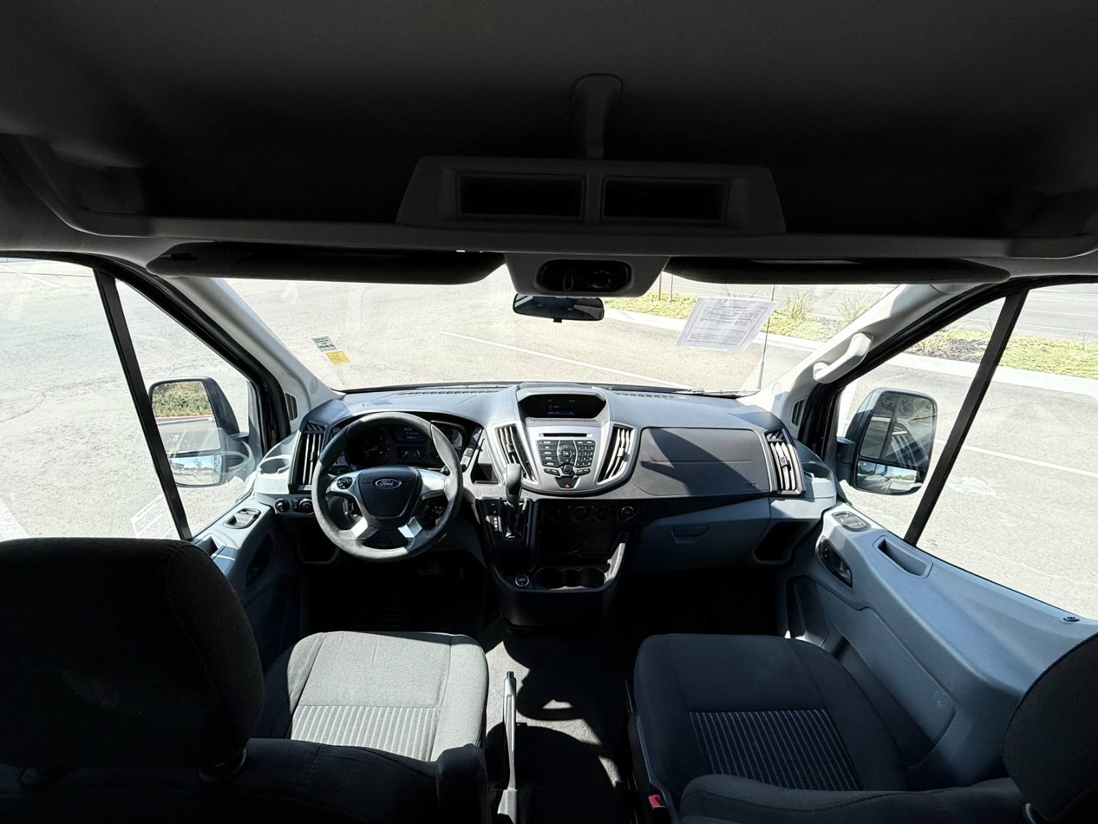 Used 2017 Ford Transit 350 XLT RWD image 19