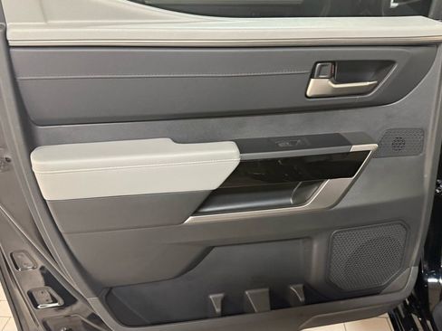 Used 2024 Toyota Tundra Limited image 35