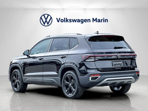 New 2026 Volkswagen Taos SEL image 3